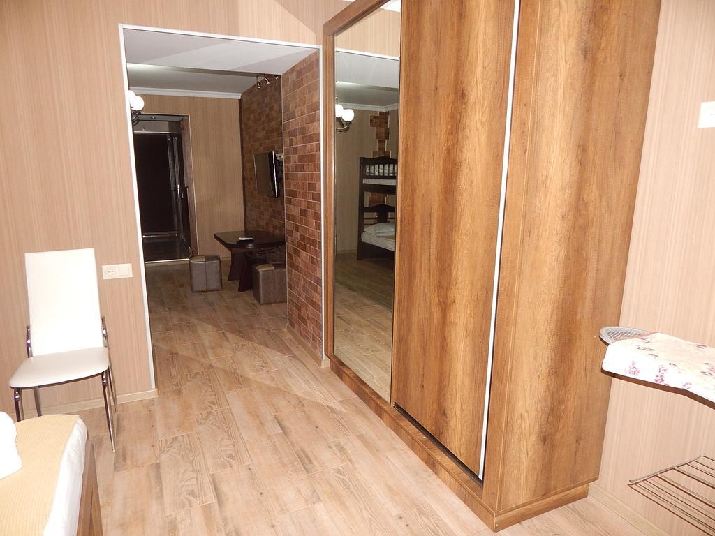 Family Holiday Apartment Tbilisi Exterior foto